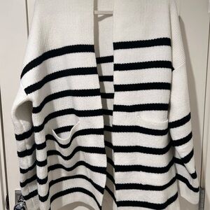 Commense Black and White Striped Cardigan